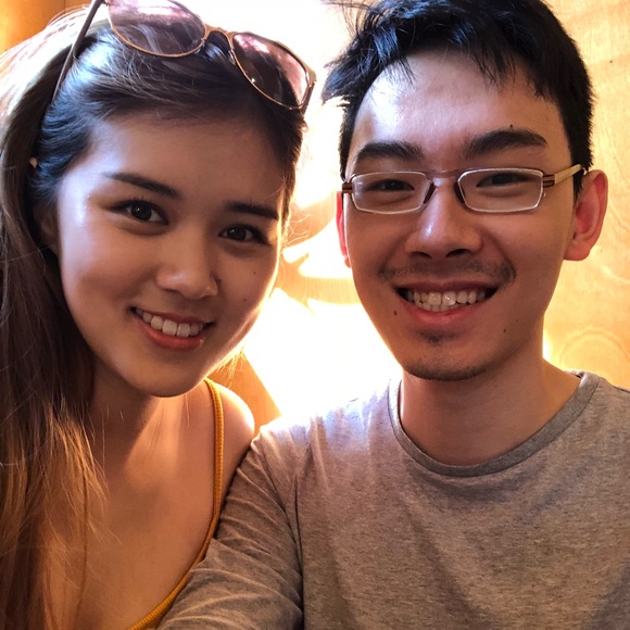 Meet your Posher, Christina - Picture 3 of 6